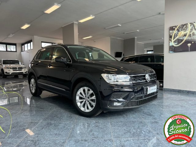 VOLKSWAGEN Tiguan 1.6 TDI Style Navy Carplay Pdc Soli 110000 km Immagine 3