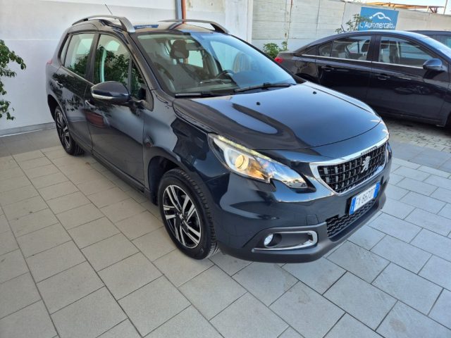 PEUGEOT 2008 BlueHDi 100 Active Immagine 1