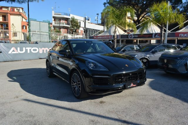 PORSCHE Cayenne Coupé 3.0 V6 Platinum Edition Immagine 1