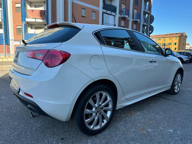 ALFA ROMEO Giulietta 2.0 JTDm-2 170 CV Distinctive Immagine 4