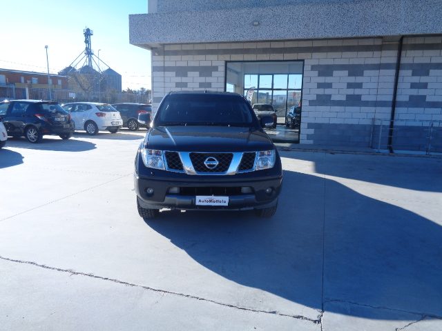 NISSAN Navara 2.5 dCi 4 porte Double Cab Sport - P.ta Kg 785 Immagine 0