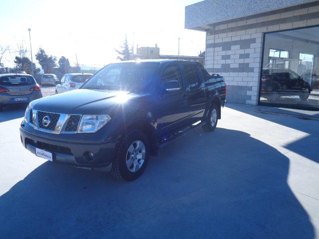 NISSAN Navara 2.5 dCi 4 porte Double Cab Sport - P.ta Kg 785 Immagine 2