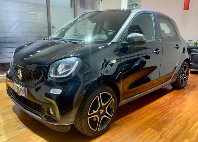 SMART ForFour 90 0.9 Turbo Passion cambio automatico Immagine 2