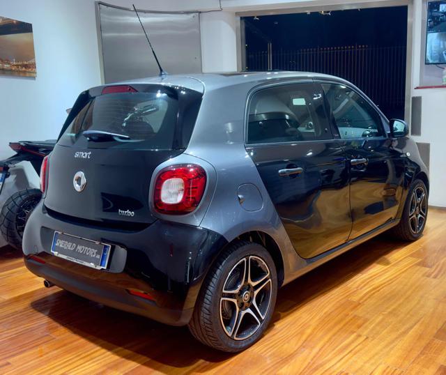 SMART ForFour 90 0.9 Turbo Passion cambio automatico Immagine 3