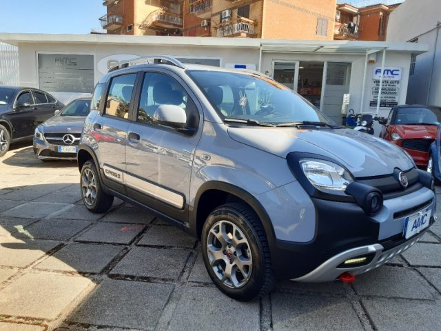 FIAT Panda Cross 0.9 TwinAir Turbo S&S 4x4 Immagine 2