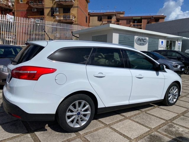 FORD Focus 1.5 TDCi 120 CV Start&Stop SW Titanium Immagine 2