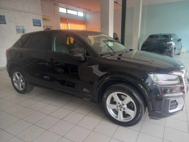 AUDI Q2 1.6 TDI Sport Immagine 4