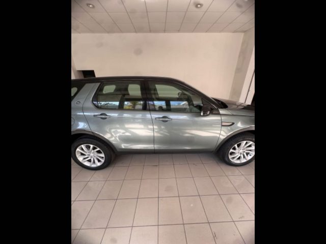 LAND ROVER Discovery Sport -  2.0 TD4 150 CV SE Immagine 3