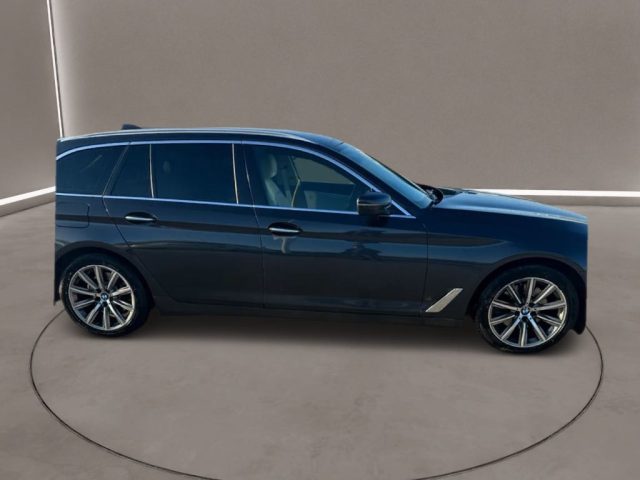 BMW 520 Serie 5(G30/31/F90) - d Touring Luxury Immagine 3