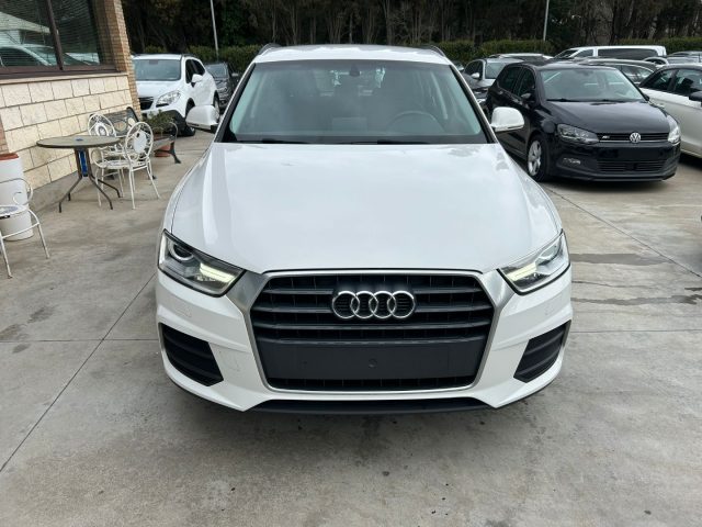 AUDI Q3 2.0 TDI 150 CV S tronic Immagine 2