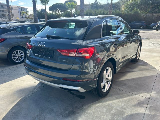 AUDI Q3 35 TDI S tronic Immagine 3