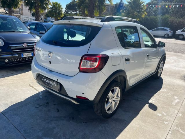 DACIA Sandero Stepway 1.5 dCi 8V 90CV Immagine 3