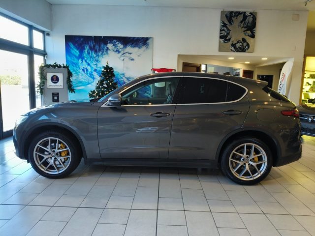 ALFA ROMEO Stelvio 2.2 d 210 CV AT8 Q4 Executive Pelle Unico Propr. Immagine 1