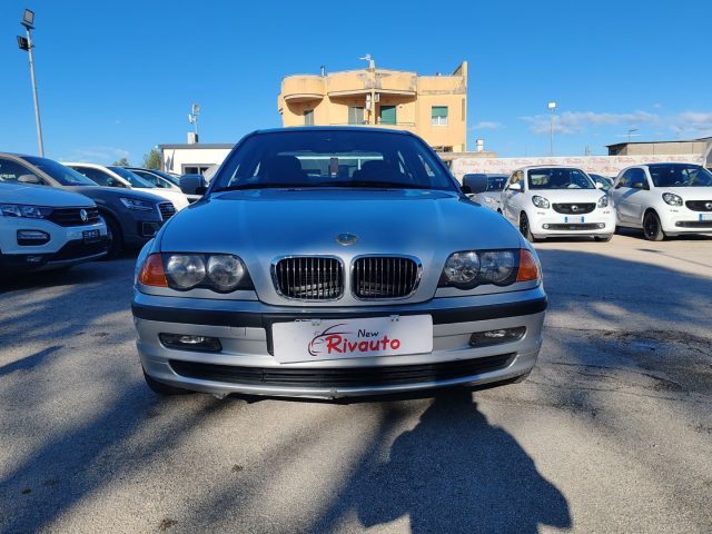 BMW 318 i cat 4 porte Immagine 0