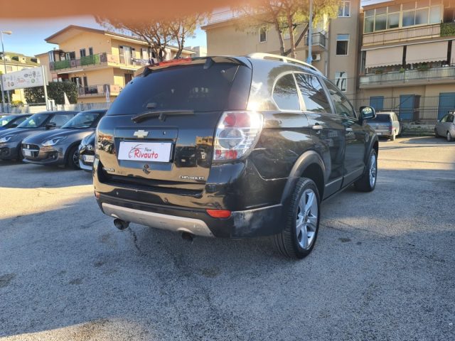 CHEVROLET Captiva 2.0 VCDi Sport 7 POSTI Immagine 4