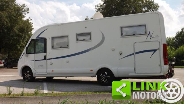 MCLOUIS  NEVIS 873 G motorhome accessoriato e ben tenuto Immagine 4