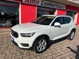 VOLVO XC40 D3 AWD Geartronic Momentum