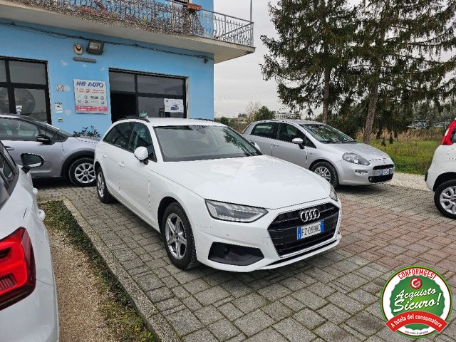 AUDI A4 Avant 35 TDI/163 CV S tronic Business Immagine 4