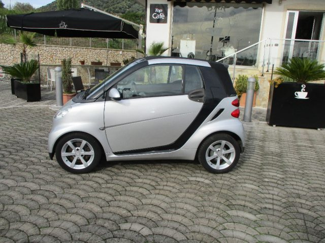 SMART ForTwo 800 33 kW cabrio passion cdi Immagine 1