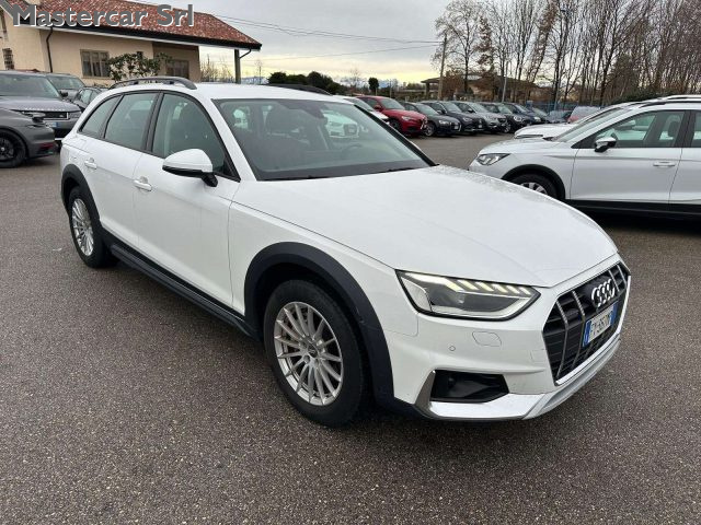 AUDI A4 allroad 40 2.0 tdi Business quattro 190cv s tronic FY367MP Immagine 1