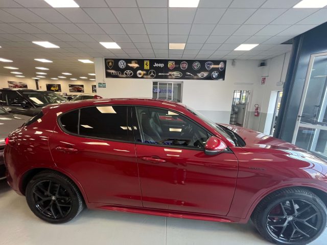 ALFA ROMEO Stelvio Stelvio 2.2 t Veloce Q4 210cv auto Immagine 1