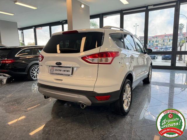 FORD Kuga 2.0 TDCI 150 CV 4WD Titanium Navi Tagliandi Immagine 4