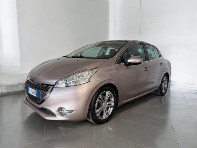 PEUGEOT 208 1.6 HDi 92CV 5p. Allure OK NEOPATENTATI Immagine 0