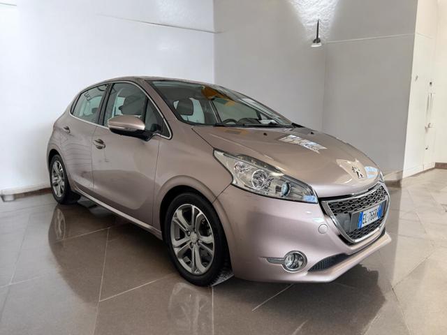 PEUGEOT 208 1.6 HDi 92CV 5p. Allure OK NEOPATENTATI Immagine 1