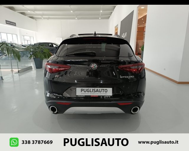 ALFA ROMEO Stelvio 2.2 Turbodiesel 210 CV AT8 Q4 Executive Immagine 4