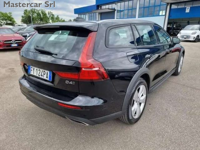 VOLVO V60 Cross Country 2.0 d4 Business Plus awd GANCIO VOLVO - FY124PA Immagine 4