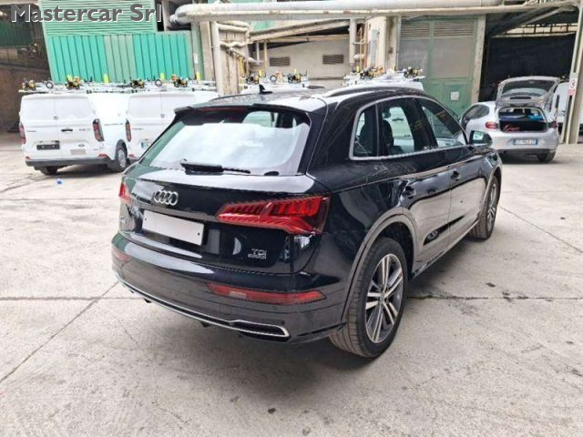 AUDI Q5 50 3.0 tdi Business Sport quattro 286cv - FT248AN Immagine 2