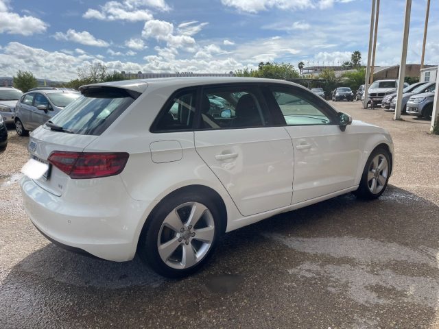 AUDI A3 1.6 TDI 105CV Immagine 2