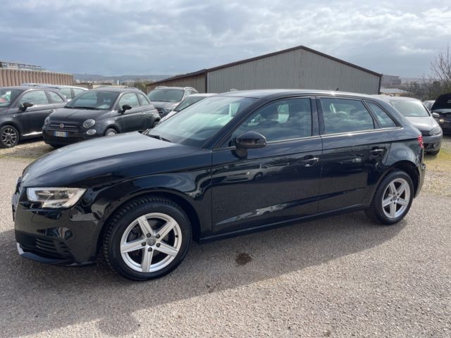 AUDI A3 1.6 TDI 116 CV Immagine 1