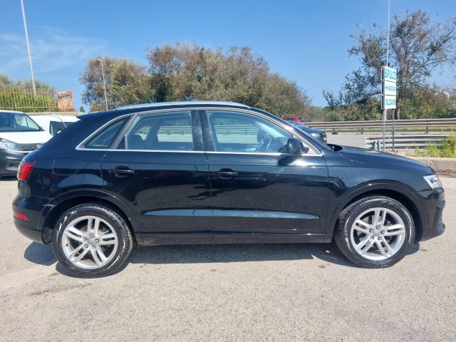 AUDI Q3 2.0 TDI 150 CV Immagine 3