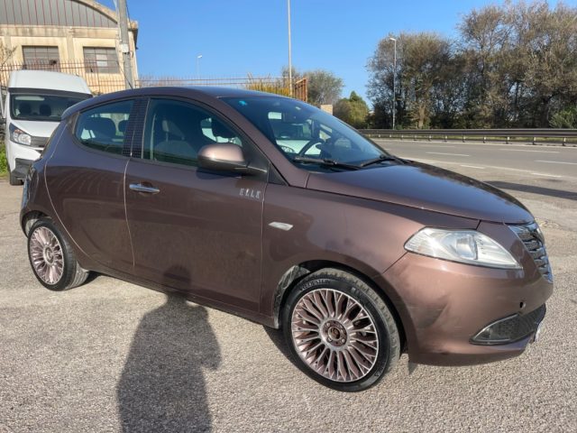 LANCIA Ypsilon 1.3 MJT 16V 95 CV 5 porte Immagine 3