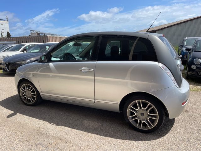 LANCIA Ypsilon 1.4 Immagine 1