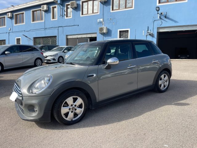 MINI One 1.5 Cooper Immagine 1