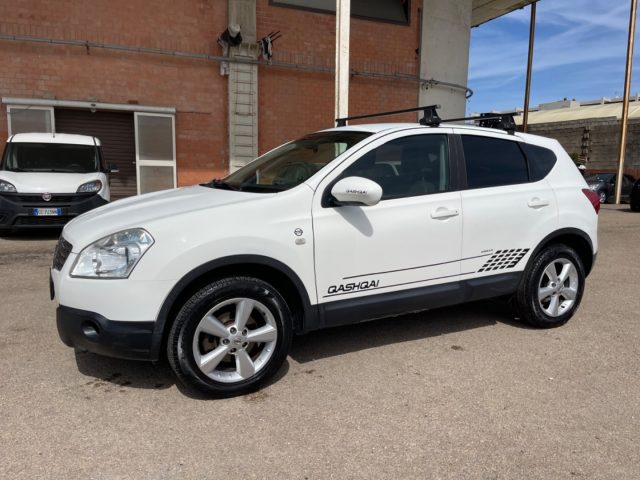 NISSAN Qashqai 2.0 dCi 4WD Immagine 2