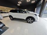 PEUGEOT 3008 Hybrid 225 e-EAT8 Allure