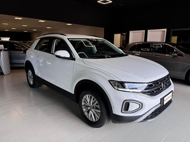 VOLKSWAGEN T-Roc 1.0 TSI Life Nuovo in pronta consegna ! Immagine 0