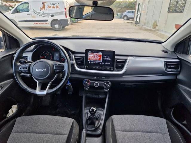 KIA Stonic 1.2 DPI Urban NEO PATENTATI OK Immagine 3