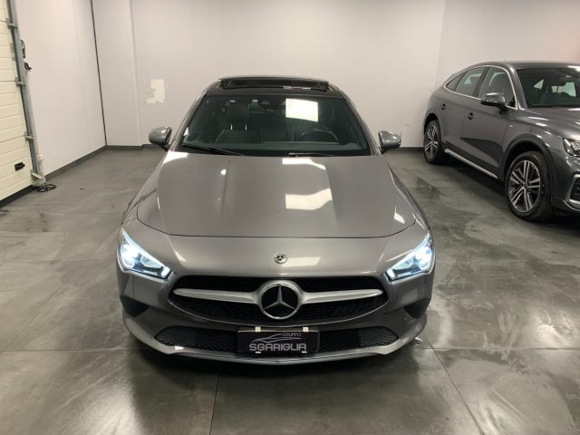 MERCEDES-BENZ CLA 180 d Coupe Tetto Apribile Automatico Sport Immagine 1