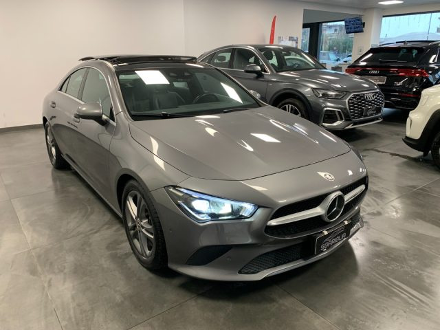 MERCEDES-BENZ CLA 180 d Coupe Tetto Apribile Automatico Sport Immagine 0