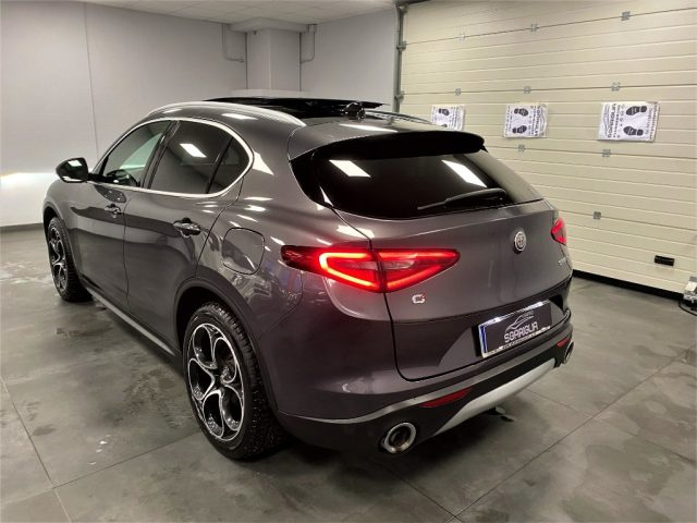 ALFA ROMEO Stelvio 2.2 Diesel Tetto Apribile AT8 Q4 Executive 4x4 Immagine 4