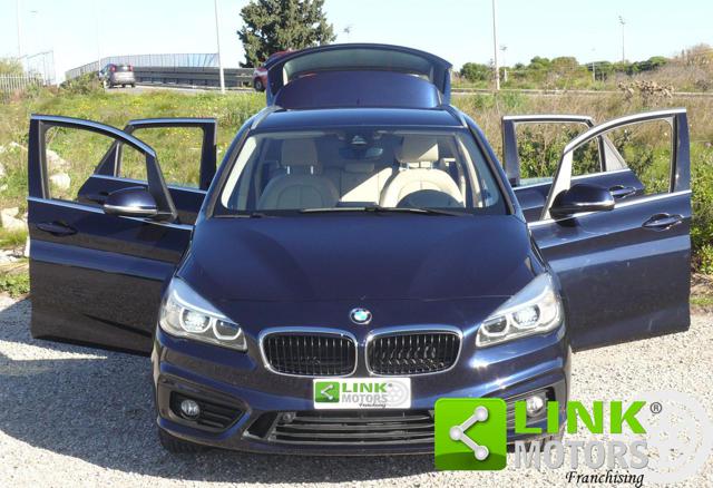 BMW 218 d Active Tourer Luxury Immagine 1