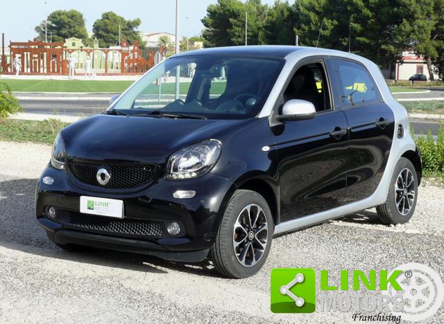 SMART ForFour 70 1.0 Passion - FATTURABILE Immagine 0