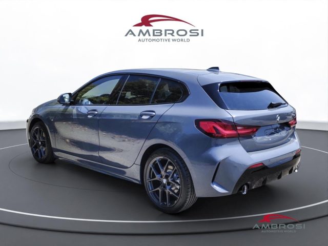 BMW 118 Serie 1 d 5 Porte Msport Package Immagine 3