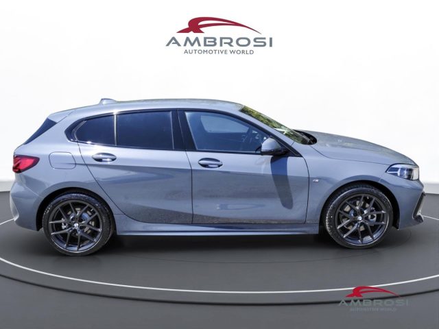 BMW 118 Serie 1 d 5 Porte Msport Package Immagine 4