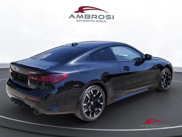 BMW 420 Serie 4 d xDrive Coupé Comfort Innovation Msport P Immagine 2