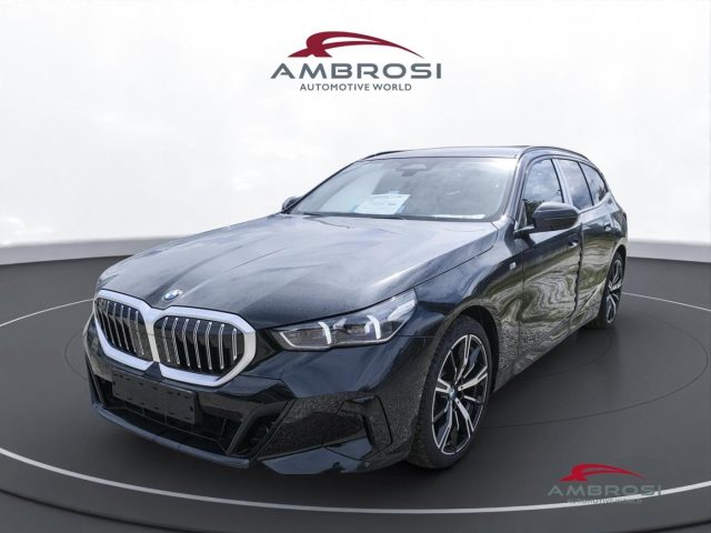 BMW 520 Serie 5 d xDrive Touring Travel Msport Package Immagine 0